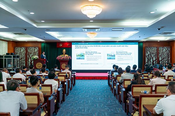 Hội thảo khoa học “Nhà ở xã hội phát thải các-bon thấp – Định hướng và giải pháp cho Việt Nam”