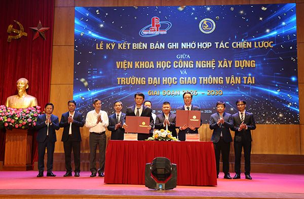 Viện Khoa học công nghệ xây dựng tham dự chương trình sơ kết thực hiện Nghị quyết số 57-NQ/TW và Nghị quyết số 71-NQ/TW và ký kết hợp tác chiến lược