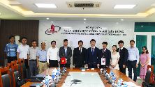 Viện trưởng Nguyễn Hồng Hải tiếp Đoàn công tác Viện nghiên cứu và kiểm nghiệm Hàn Quốc (KTR)