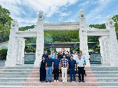 Đoàn cán bộ Viện Khoa học công nghệ xây dựng dâng hương tại khu di tích Ngã ba Đồng Lộc và khu di tích Vũng Chùa